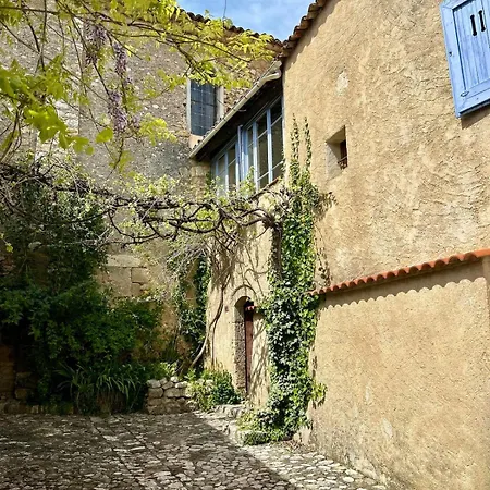 Charming 17th-century Presbytery *