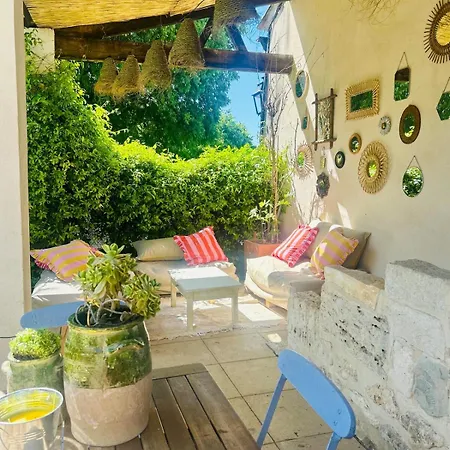 Holiday home Charming 17th-century Presbytery *