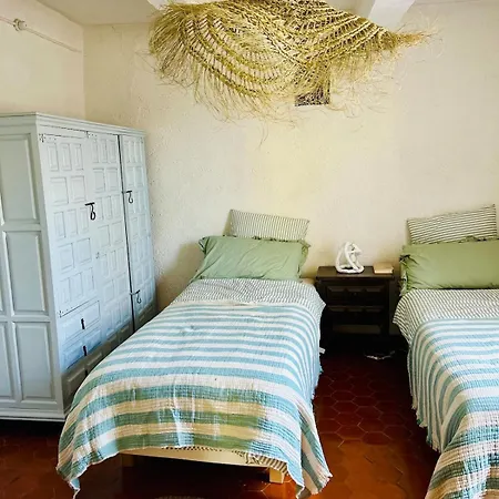 Charming 17th-century Presbytery * Saint-Laurent-du-Verdon