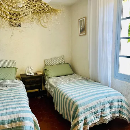 Charming 17th-century Presbytery Saint-Laurent-du-Verdon