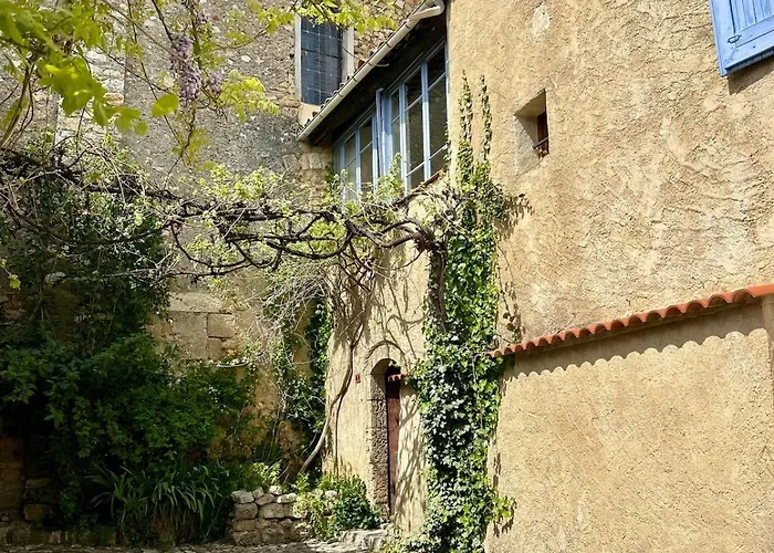 Charming 17th-century Presbytery *