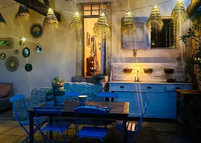 Charming 17th-century Presbytery * Saint-Laurent-du-Verdon